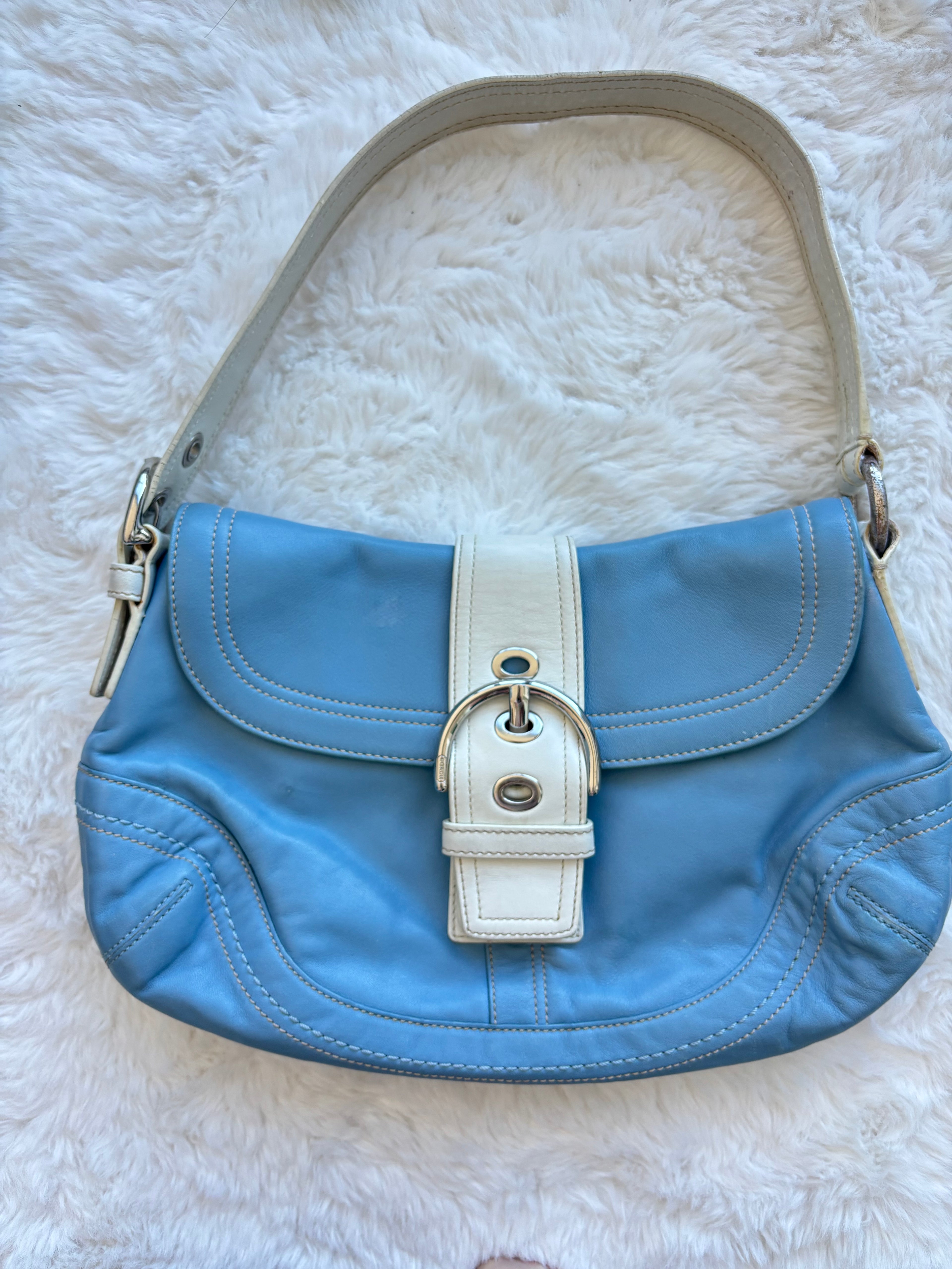 Vintage Coach Baby Blue & white soho leather handbag with silver buckle